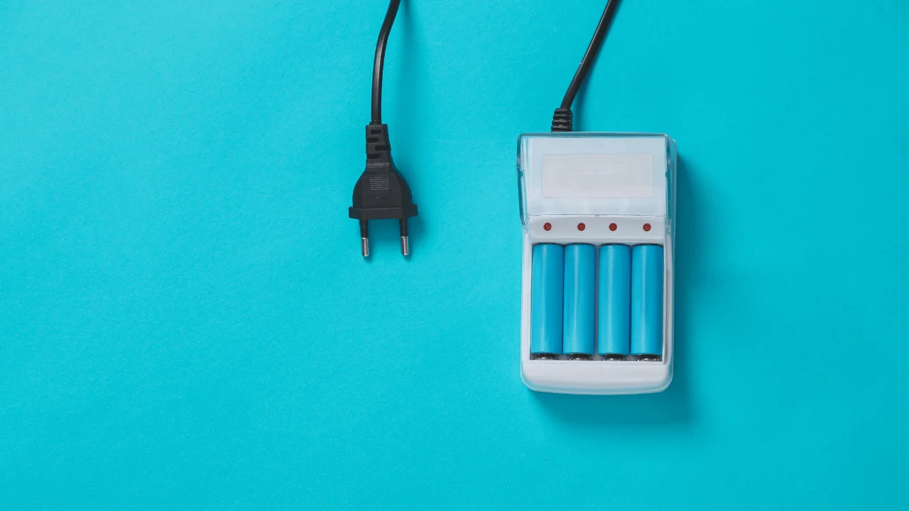 Common Mistakes To Avoid When Using Rechargeable Battery Chargers