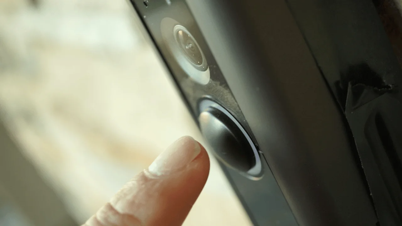 How Wireless Smart Doorbells Work