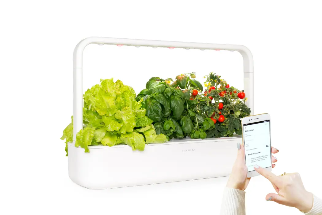7 Best Smart Plant Pots for Indoor Smart Garden 9 PRO